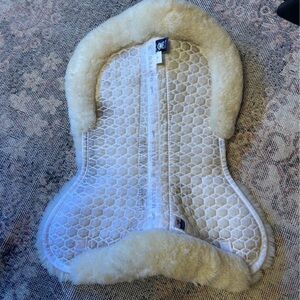 White Mattes Half Pad size large
